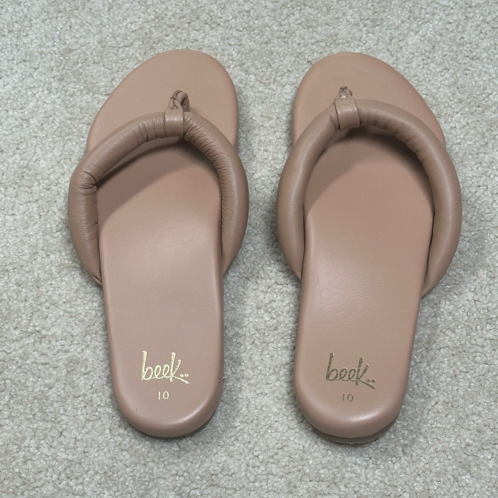 Beek LIKE NEW Sunbird Tan Puffy Women's Sandals Anthropologie Size 10